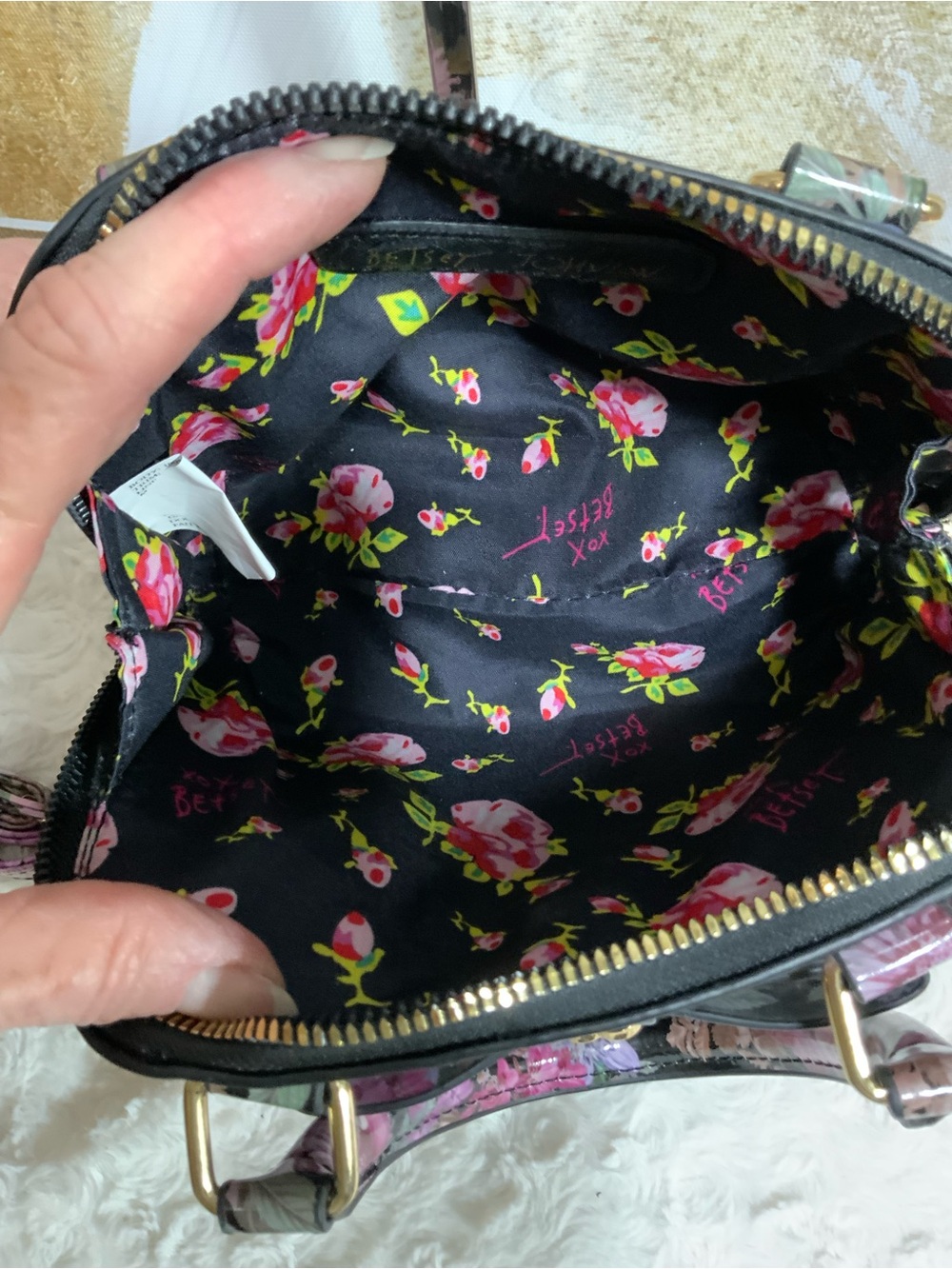 🩷Betsey Johnson Black Floral Dome Satchel with Pink & Purple Flowers - Picture 8 of 9